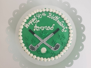 GOLF CLUB PUTTER ON THE GREEN GRASS ADULT DAD FATHERS DAY RETIREMENT SPORTS HOLIDAY BIRTHDAY CAKE IN CHICAGO ILLINOIS