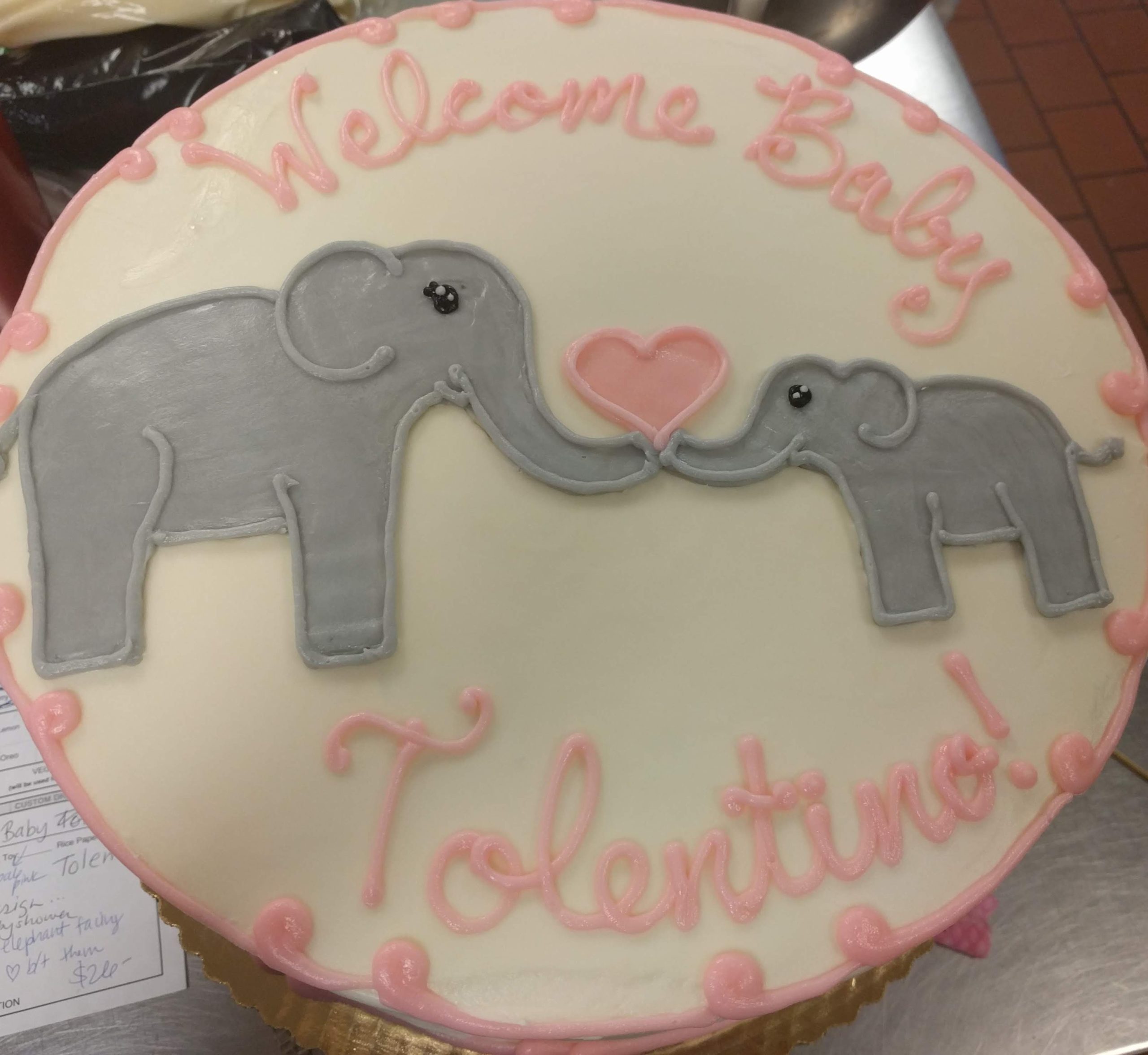 MOM AND BABY ELEPHANT HOLDING TRUNKS LOVE HEART CUTE FOR BABY SHOWER CAKE IN CHICAGO ILLINOIS