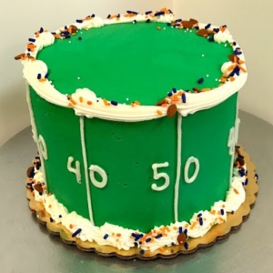 FULL FOOTBALL 50 YARD LINE SIDE DECORATED BOYS' DAD SPORTS BIRTHDAY SUPERBOWL GAME DAY CAKE IN CHICAGO ILLINOIS
