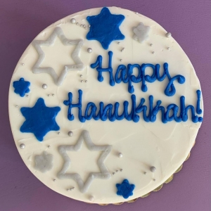SIMPLE CUTE CRESCENT STAR OF DAVID BLUE AND SILVER HANUKKAH WINTER HOLIDAY BIRTHDAY CAKE IN CHICAGO ILLINOIS