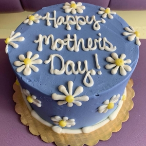 MOTHERS DAY FLORAL DAISY COVERED MOM BIRTHDAY CAKE IN CHICAGO ILLINOIS