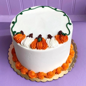 SIMPLE CUTE PUMPKINS HALLOWEEN FALL AUTUMN BIRTHDAY HOLIDAY CAKE IN CHICAGO ILLINOIS
