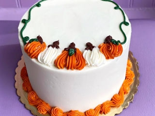 SIMPLE CUTE PUMPKINS HALLOWEEN FALL AUTUMN BIRTHDAY HOLIDAY CAKE IN CHICAGO ILLINOIS