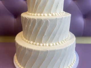 DIAGONAL INDENTATION WITH PEARL BORDER WEDDING CAKE