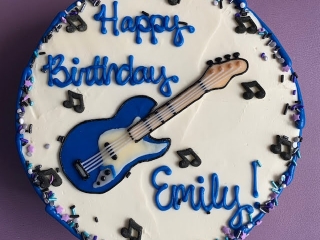 ELECTRIC GUITAR WITH MUSIC NOTES BOYS KIDS BAND CUSTOM BIRTHDAY PARTY CAKE IN CHICAGO