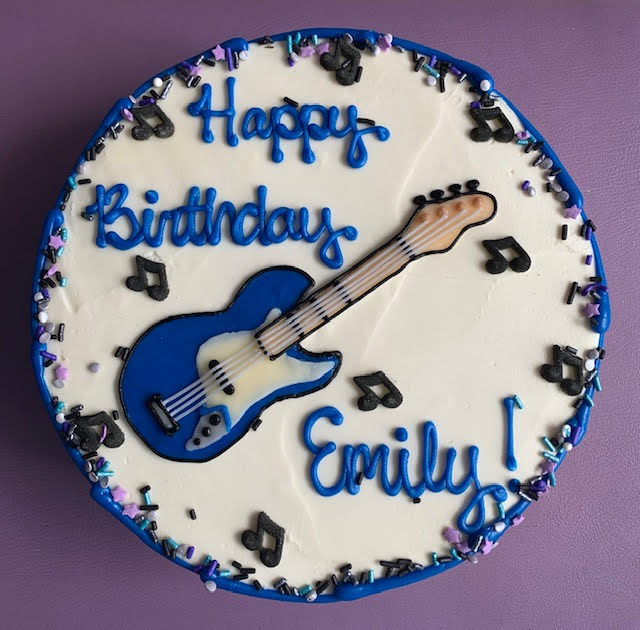 ELECTRIC GUITAR WITH MUSIC NOTES BOYS KIDS BAND CUSTOM BIRTHDAY PARTY CAKE IN CHICAGO