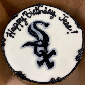 BASEBALL SPORT LOGO MLB BOYS KIDS CUSTOM BIRTHDAY PARTY CELEBRATION CAKE IN CHICAGO