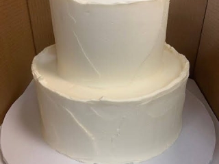 SIMPLE ELEGANT RUSTIC WHITE CLASSY TIER WEDDING CAKE IN CHICAGO