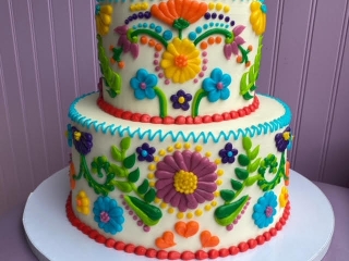 ELEGANT CLASSIC TIER WEDDING CAKE IN CHICAGO